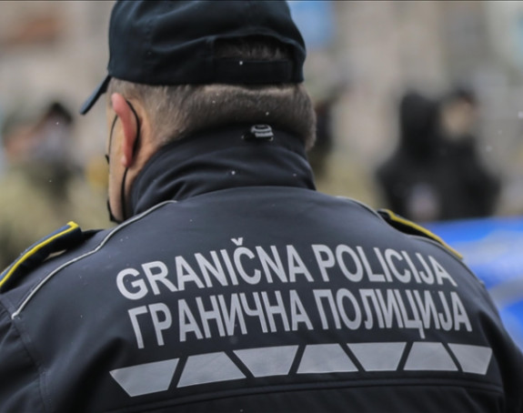 Pripadnik Granične policije lažirao prelaske granice