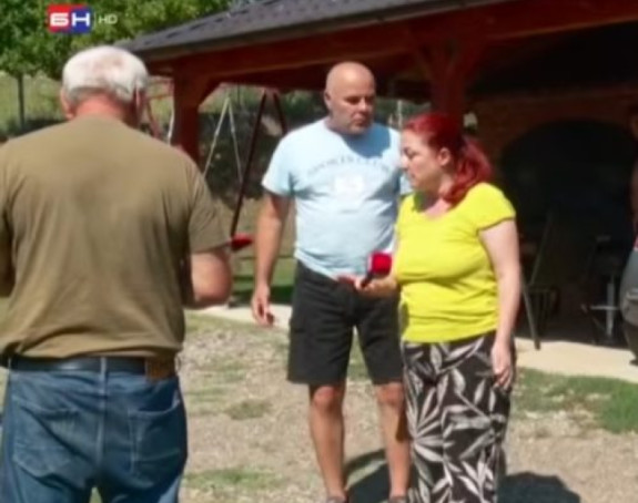 BH novinari: Hitno istražiti napad na ekipu BNTV u Doboju
