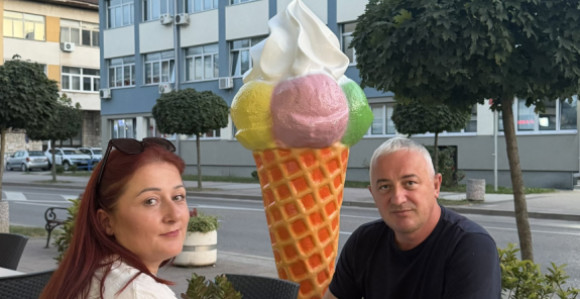 Бореновић у Добоју пружио подршку новинарки БН ТВ