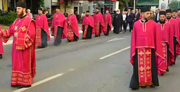 Pantelinska litija povodom krsne slave grada Bijeljina