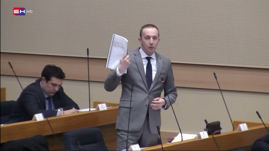 Ево како је СНСД власт присвојила иницијативу опозиције