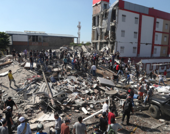 Najmanje 47 poginulih u zemljotresu u Kolumbiji