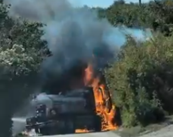 Sudar vatrogasnog vozila i motocikla kod Mostara (VIDEO)