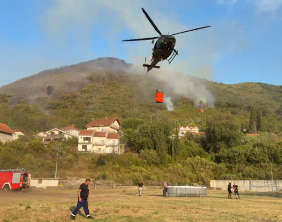 Gori u Herceg Novom i Ulcinju, vatrogasci brane se kuće