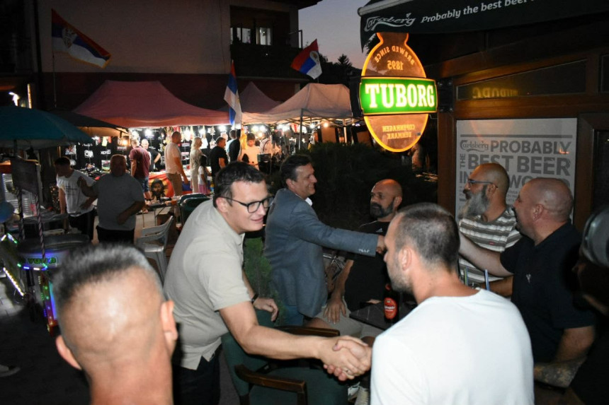 Ovo je prilika da razgovaramo i čujemo poruke naroda