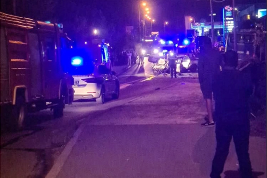 Страховит судар у Србији: Једно погинуло, 8 повријеђених
