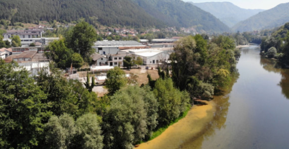Šta se dešava? Neretva izgubila prepoznatljivu boju