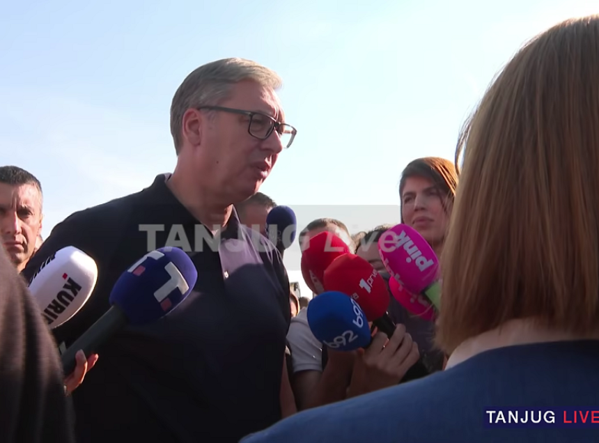 Vučić obilazi radove na auto-putu Kuzmin-Sremska Rača