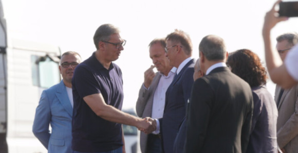 Vučić: Auto-put Kuzmin-Sremska Rača povezaće Beograd i Bijeljinu, otvara se 15. oktobra