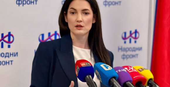 Razni niži ešaloni razbahatili su se do mjere nesnošljivog