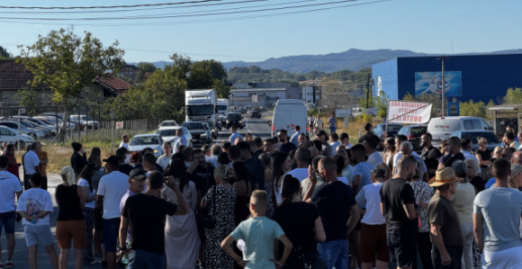 Mještani Ramića blokirali glavnu saobraćajnicu