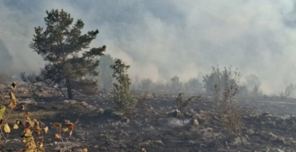 Spriječeno širenje vatre prema većem području Trebevića 