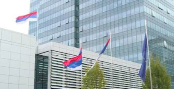 Vlada RS u naredne tri godine planira da se zaduži 6,4 milijarde KM