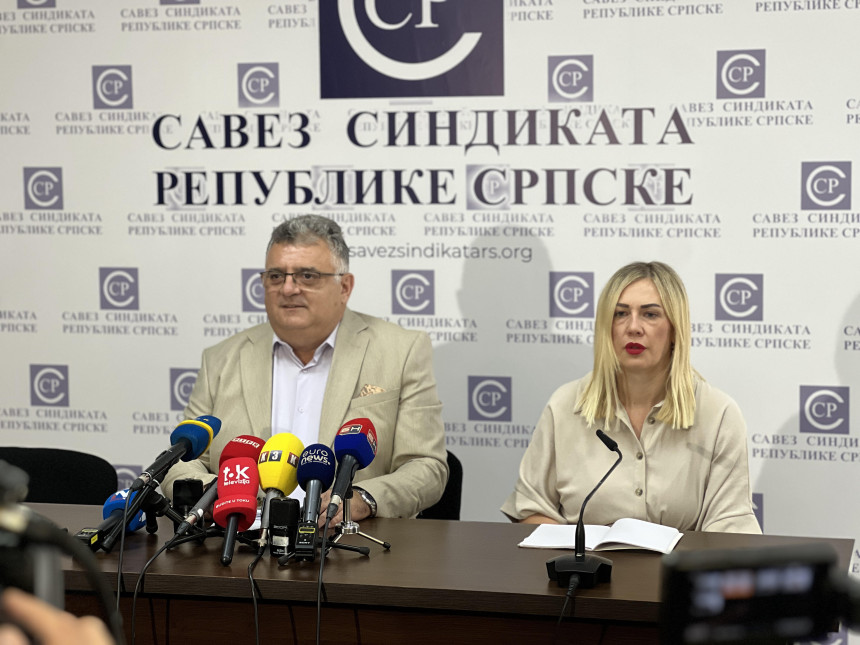 Podići plate i vratiti ugled radnicima u prosvjeti