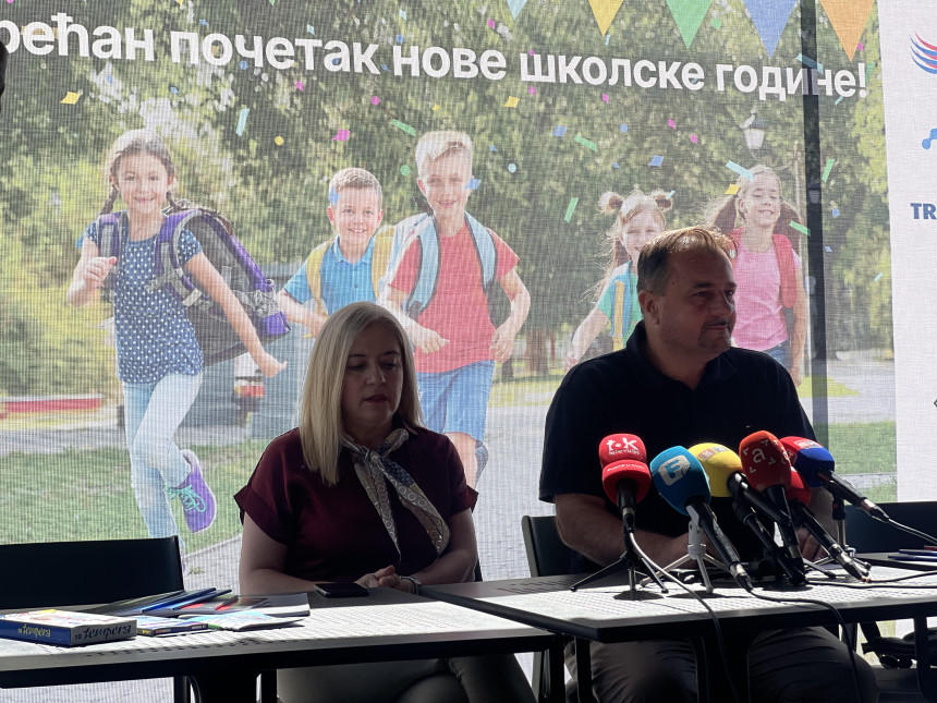 Za Udruženje porodica sa četvoto i više djece poklon od Unije poslodavaca