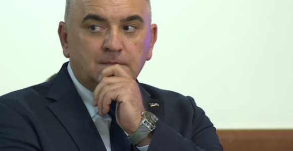 Savo Minić na sumnjiv način magistrirao i doktorirao