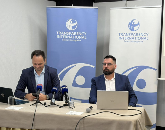 TI BiH upozorava na masovnu podjelu novca pred izbore