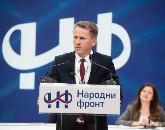 Škole se odavno raspadaju, a vi se djece sjetili baš pred izbore!?