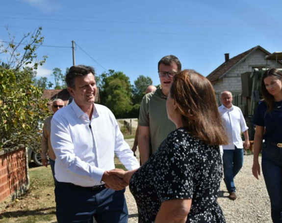 Vlast je seljaka ostavila da se sam bori za opstanak