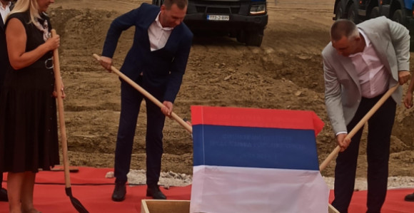 SNSD koristi milione iz budžeta za promociju kandidata