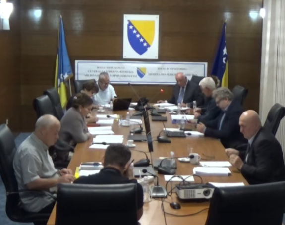 CIK BiH kaznio PSS sa 37.500 KM, kažnjen i SNSD