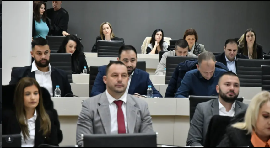 Lalović i odbornik i državni službenik u isto vrijeme