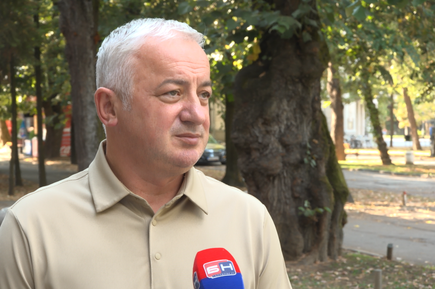 Podlegli su pritisku da bi omogućili posao Dodikovom kumu