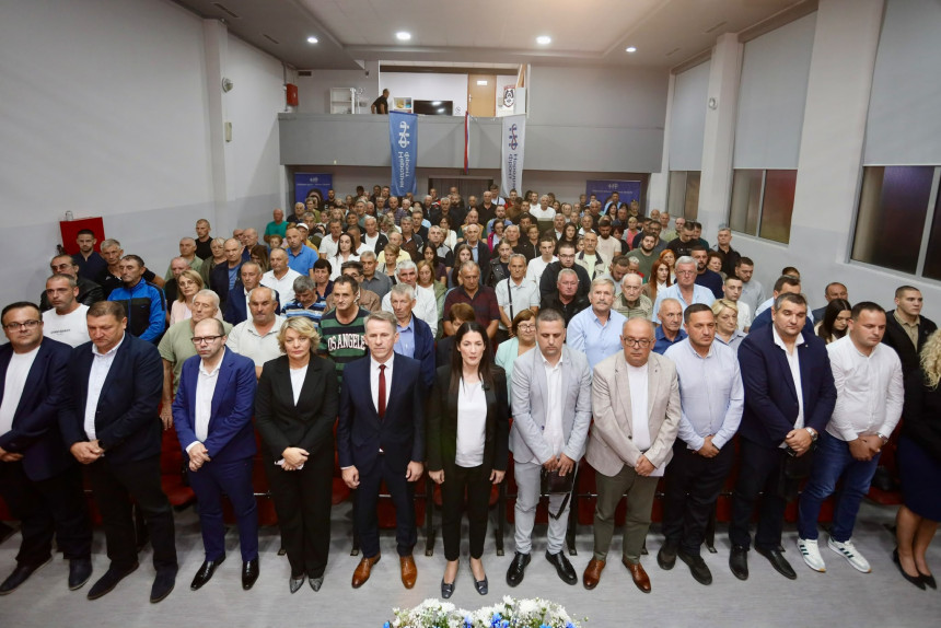 NF: Zamrznućemo akciza na gorivo i smanjiti PDV!