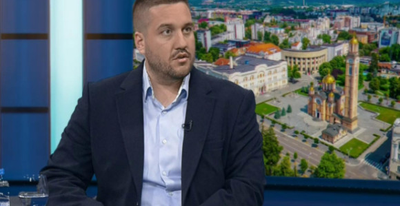 Власт узима милионе док народ тешко живи и жељан је правде!
