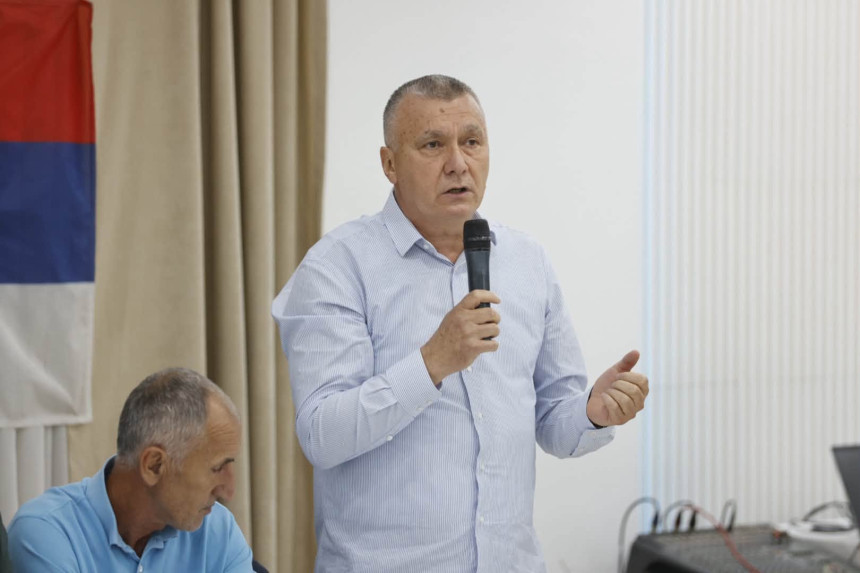 Када немају аргументе, СНСД посеже за лажима