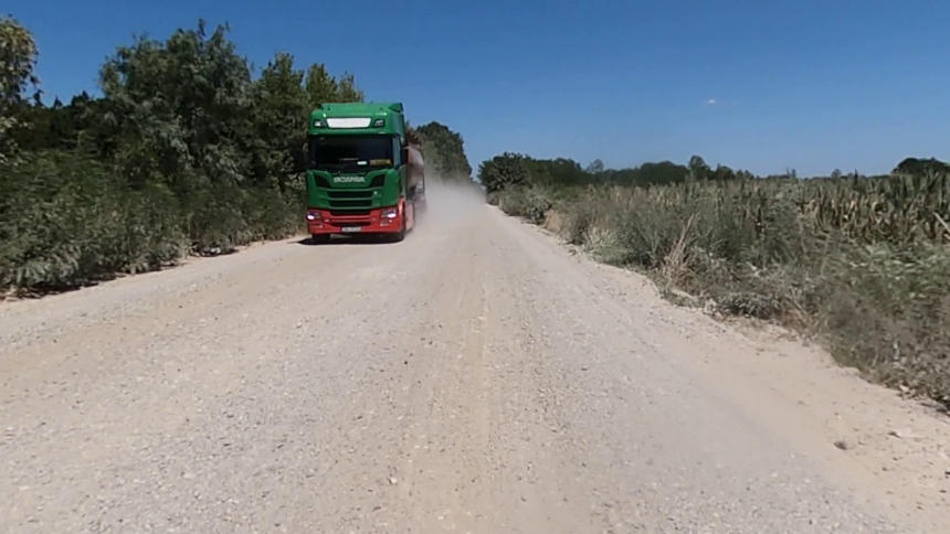 Makadamom prevoz robe i putnika u zapadni dio Srpske