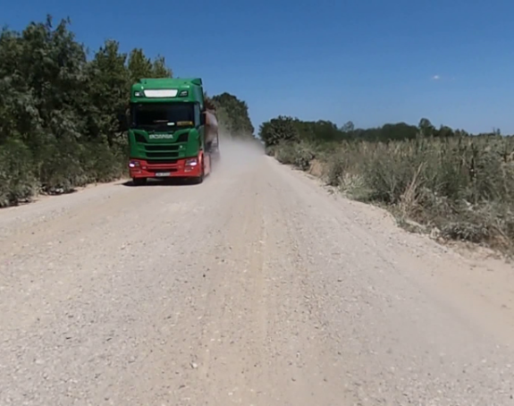 Makadamom prevoz robe i putnika u zapadni dio Srpske