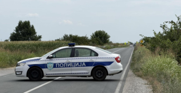 Sudar autobusa i vozila auto-škole u Mladenovcu