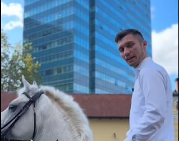 Kresojević na konju došao pred Vladu: Gorivo je preskupo!