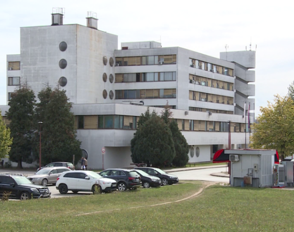 Prijedorska bolnica - spomenik predizbornih obećanja vlasti