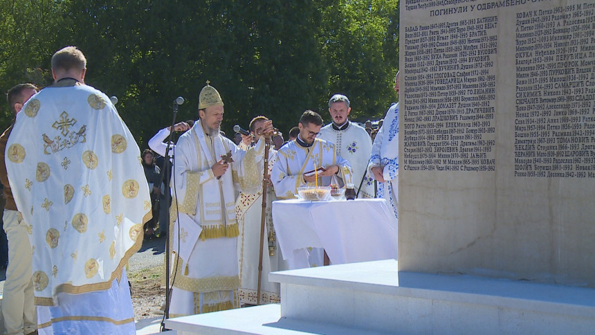 Kod Kalinovika osvještan spomenik za 472 srpske žrtve