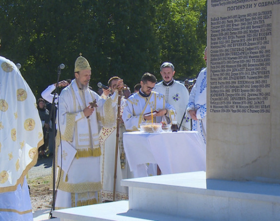 Kod Kalinovika osvještan spomenik za 472 srpske žrtve