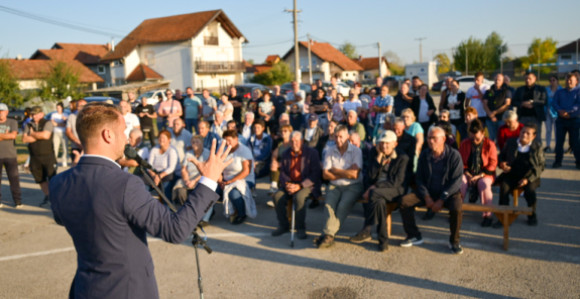Gudronska jama je ekološka bomba, nadležni ćute!