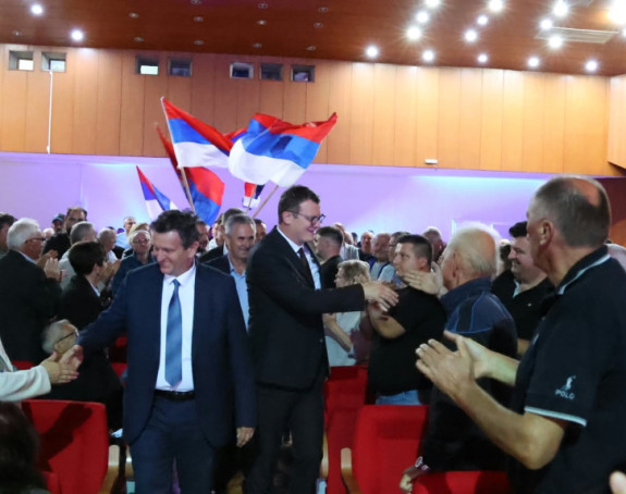 Božović oštro: Jeste li u Moskvi pitali i za Serdarova?