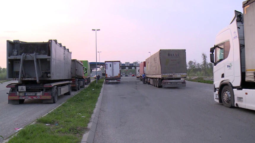 Problem sa licencama još nije riješen, vozači ogorčeni