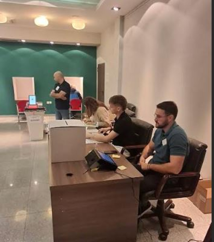 Na 30 biračkih mjesta u Bijeljini ne rade skeneri