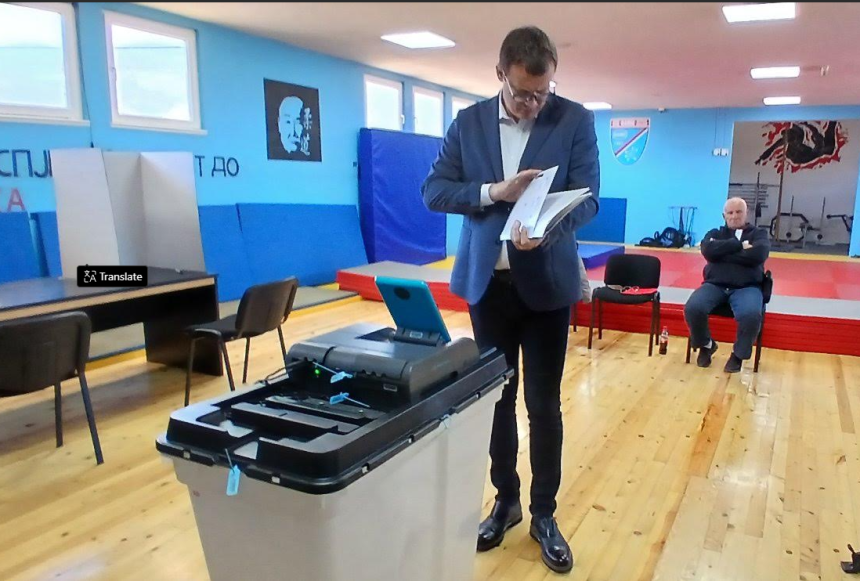 Marinko Božović glasao u Istočnoj Ilidži