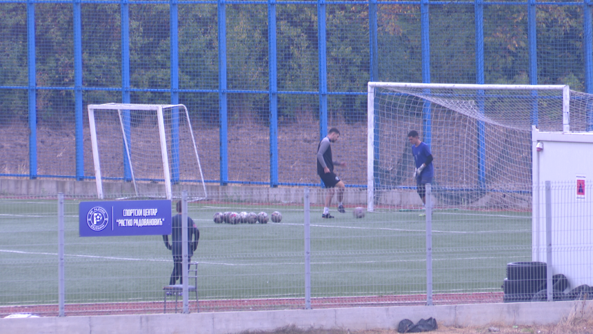 Radnik u nedelju na Gradskom stadionu sa Željezničarom