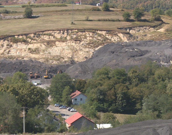 Kako su vlasti i tajkuni žrtvovali jedno selo radi uglja