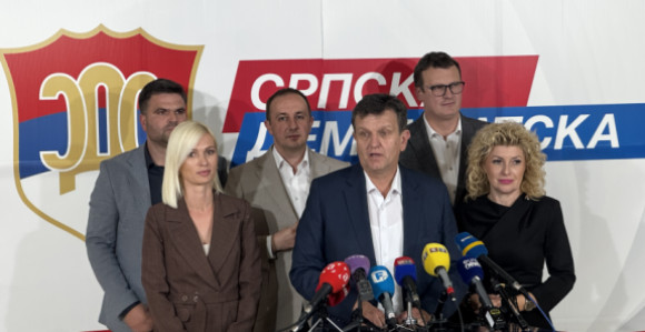 Odluka o isključenju Ljubiše Petrovića ostaje na snazi!