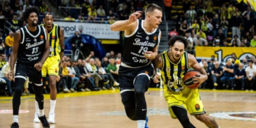 Partizan poražen od Fenerbahčea u Istanbulu