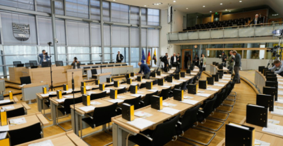Usvojena rezolucija kojom se traži ukidanje sankcija Rusiji