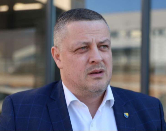 Vlada Federacije BiH: Ministar Mijatović nije razriješen