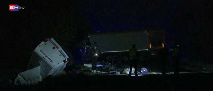 U teškoj nesreći kod Bijeljine nastradao vozač brze pošte