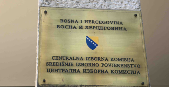 Казне због кршења изборне тишине и злоупотребе дјеце